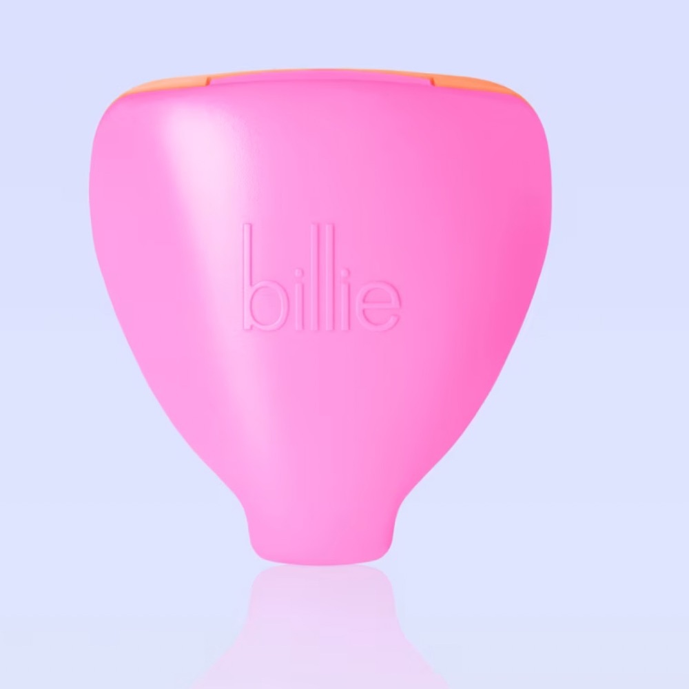 NEW Billie travel case - Malibu, because summer is a state of mind.